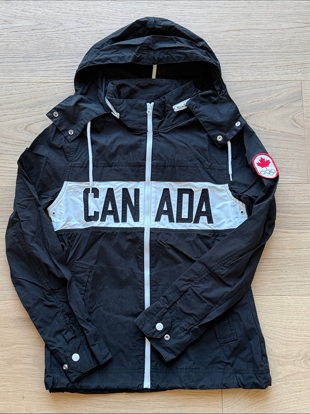 [Hudson’s Bay Co.] Softshell Colourblock Jacket (Podium Jacket) XS
